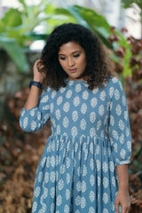 Blue motif Cotton dress (Top)
