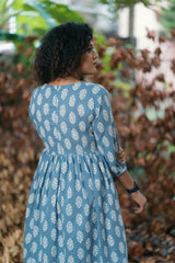 Blue motif Cotton dress (Top)