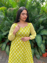 Green cotton dress