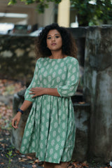 Green motif Cotton dress (Top)