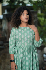 Green motif Cotton dress (Top)