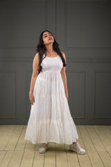 White mul cotton dress (Top)