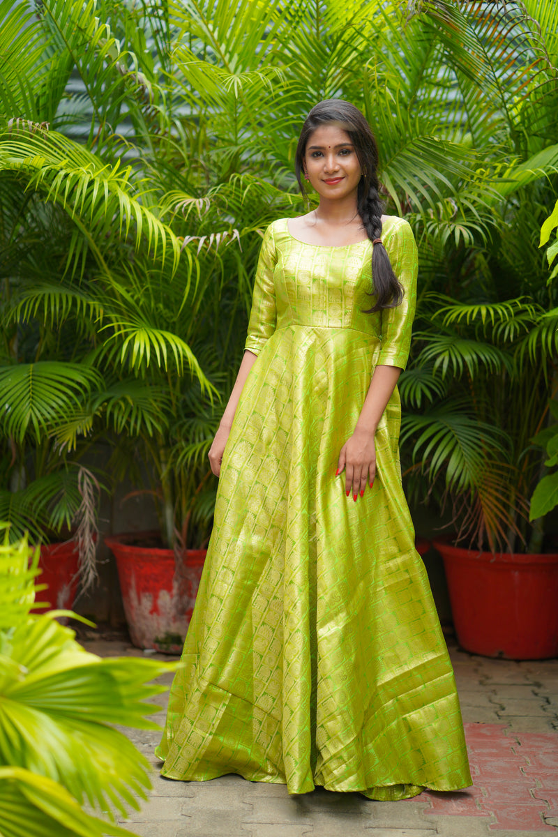 banarasi anarkali dress design Banarasi Gown Banarsi Frock Suit Design Pink Banarasi Silk Anarkali Gown: Indian Wedding Party Dress